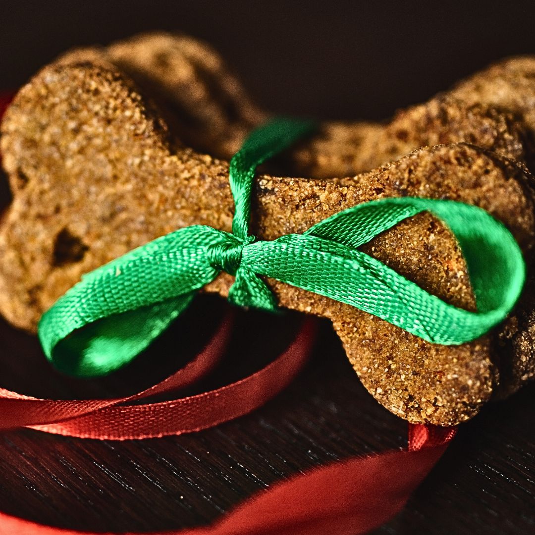 Apple and Oatmeal Dog Biscuits