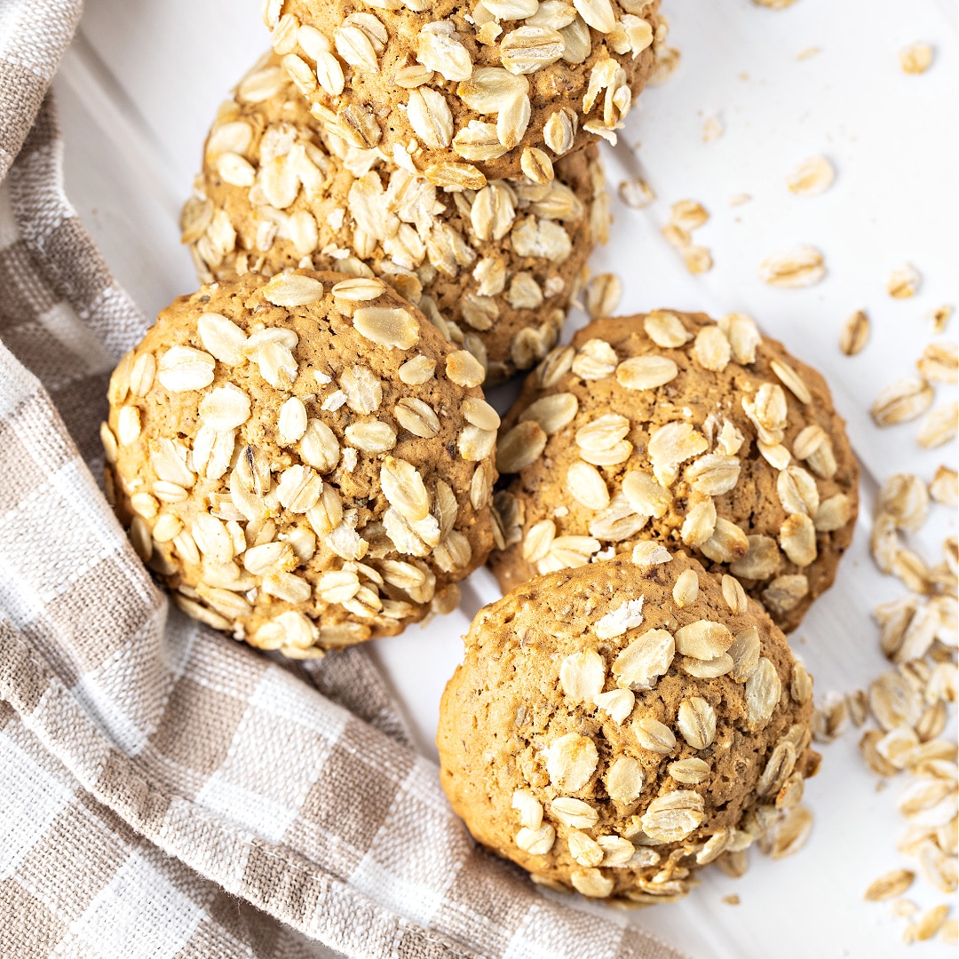 No-Bake Peanut Butter and Oatmeal Balls